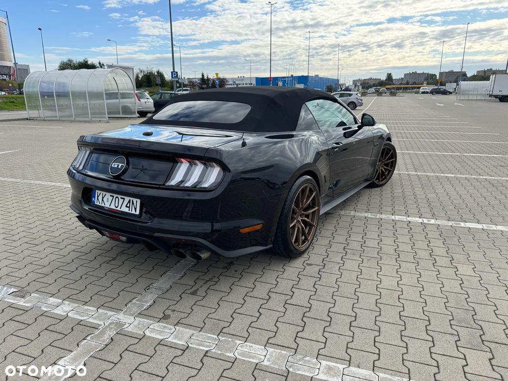 Ford Mustang 5.0 V8 GT - 2