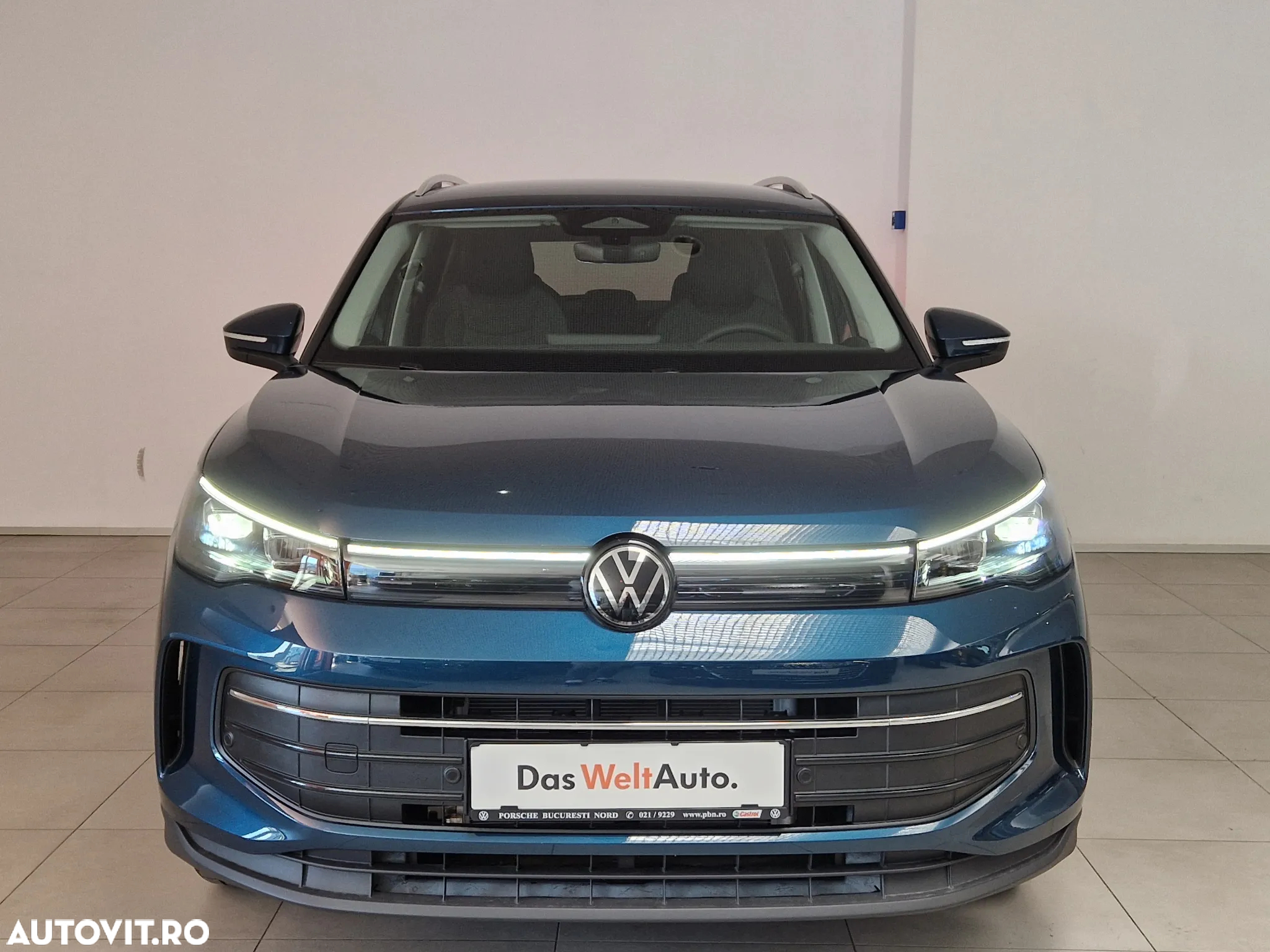 Volkswagen Tiguan - 4