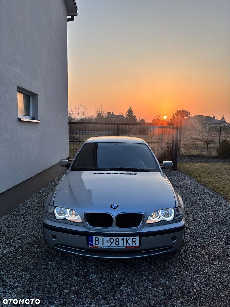 BMW Seria 3 330i Edition Sport - 4
