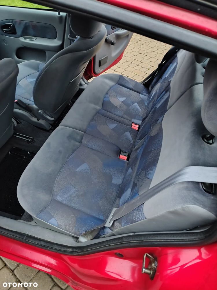 Renault Thalia 1.4 RT 16V - 5