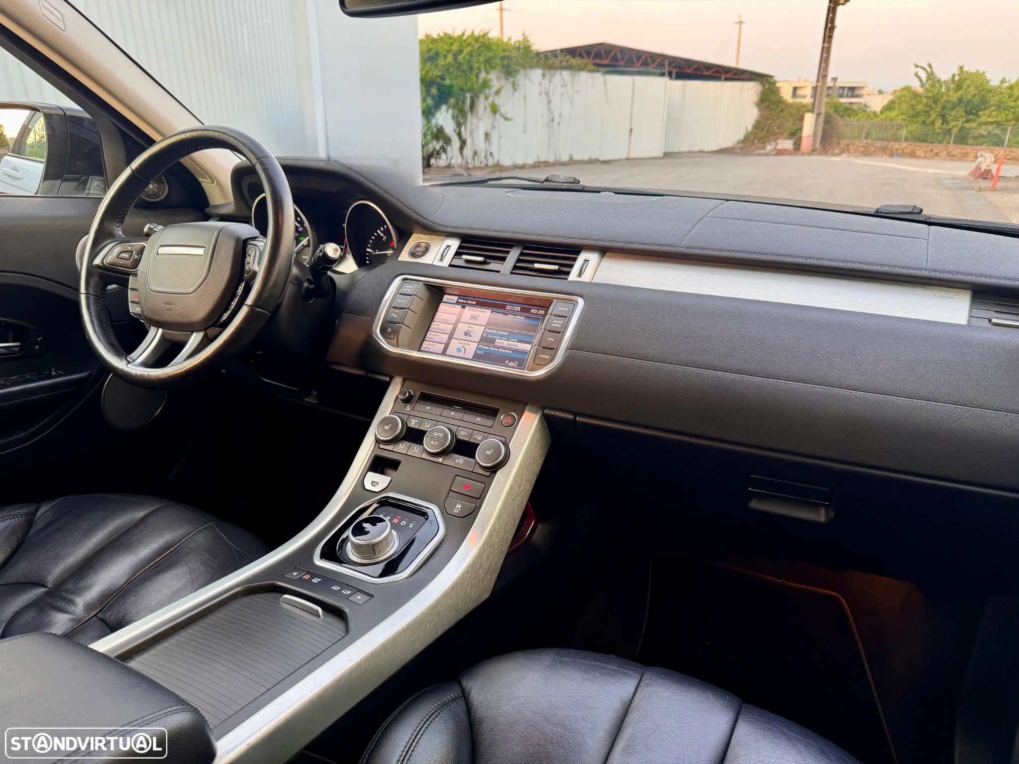 Land Rover Range Rover Evoque 2.2 SD4 Pure Auto - 26