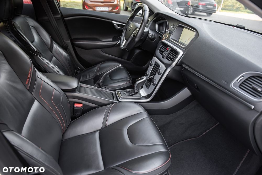 Volvo V40 D2 Geartronic Kinetic - 34