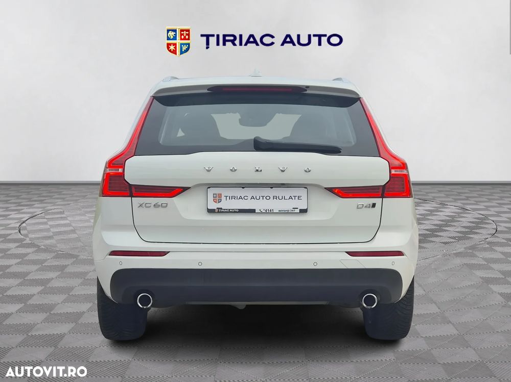 Volvo XC 60 D4 AWD Geartronic Momentum - 4