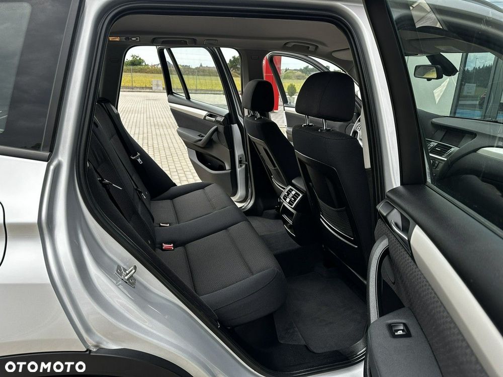 BMW X3 xDrive20d - 13