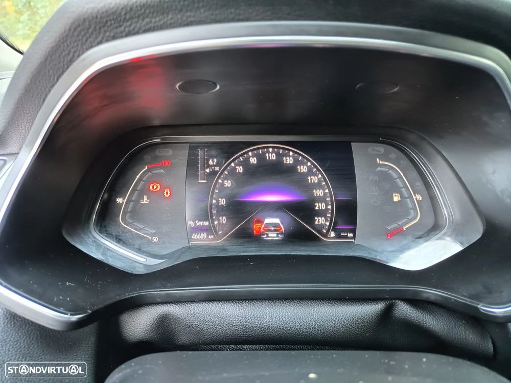 Renault Captur TCe 100 INTENS - 11