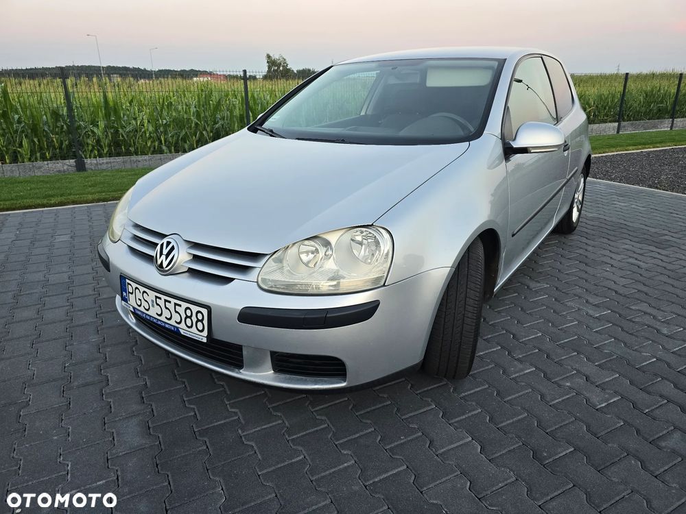 Volkswagen Golf 1.9 TDI Sportline - 3