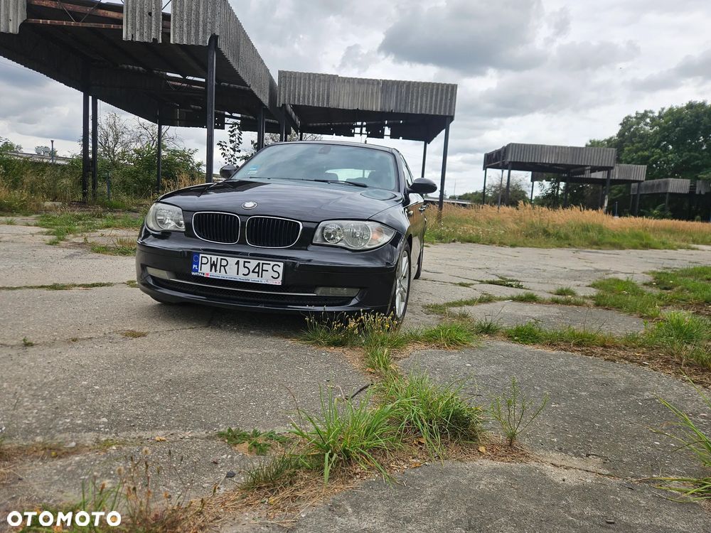 BMW Seria 1 118d DPF - 1