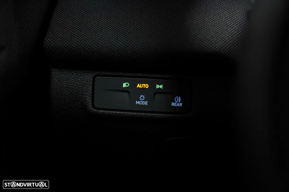 VW T-Roc 1.5 eTSI Life DSG - 21