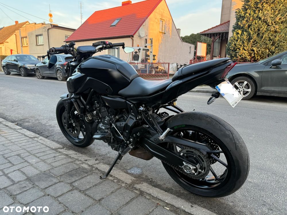 Yamaha MT - 8