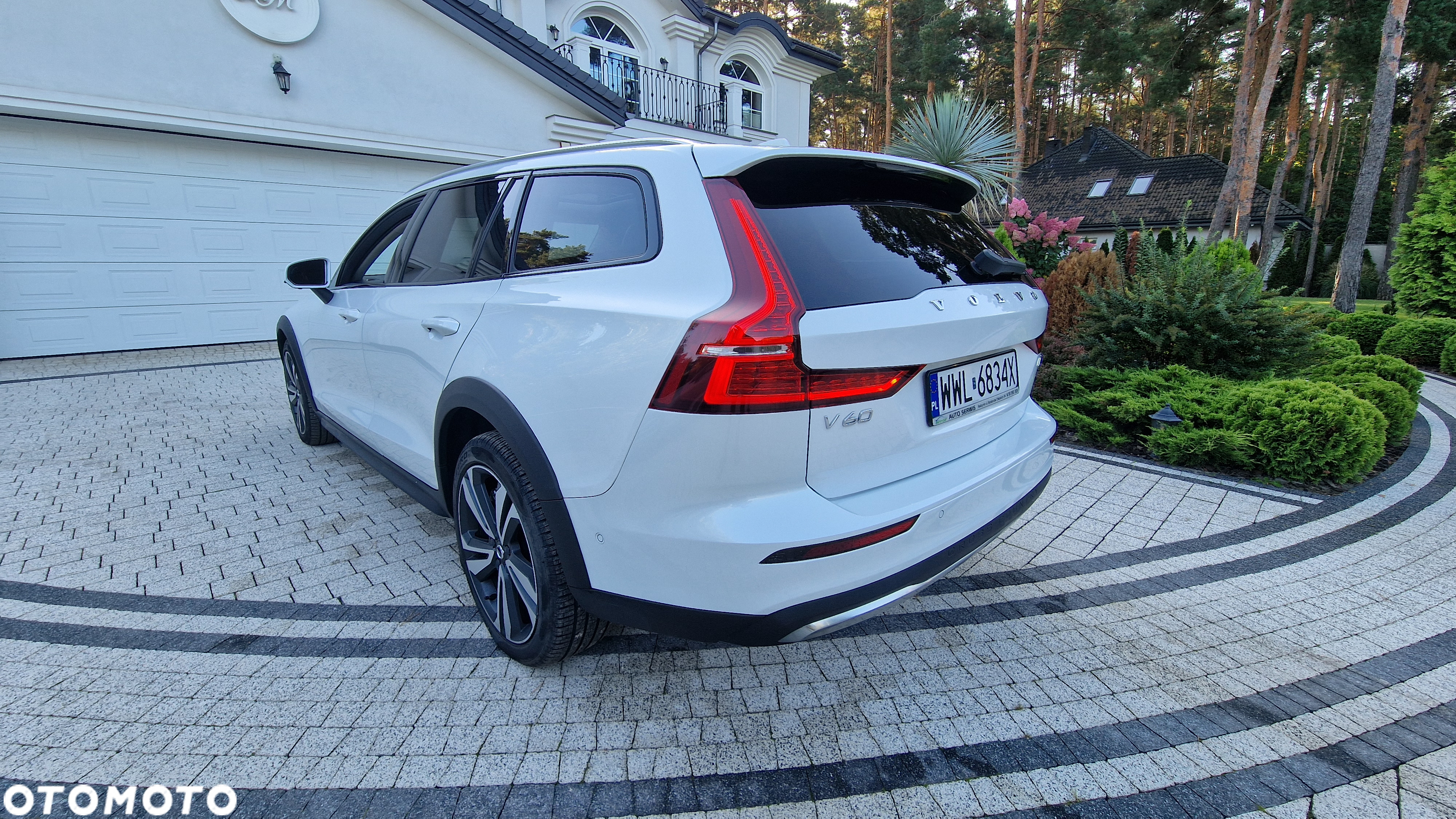 Volvo V60 Cross Country B5 B AWD Plus - 7
