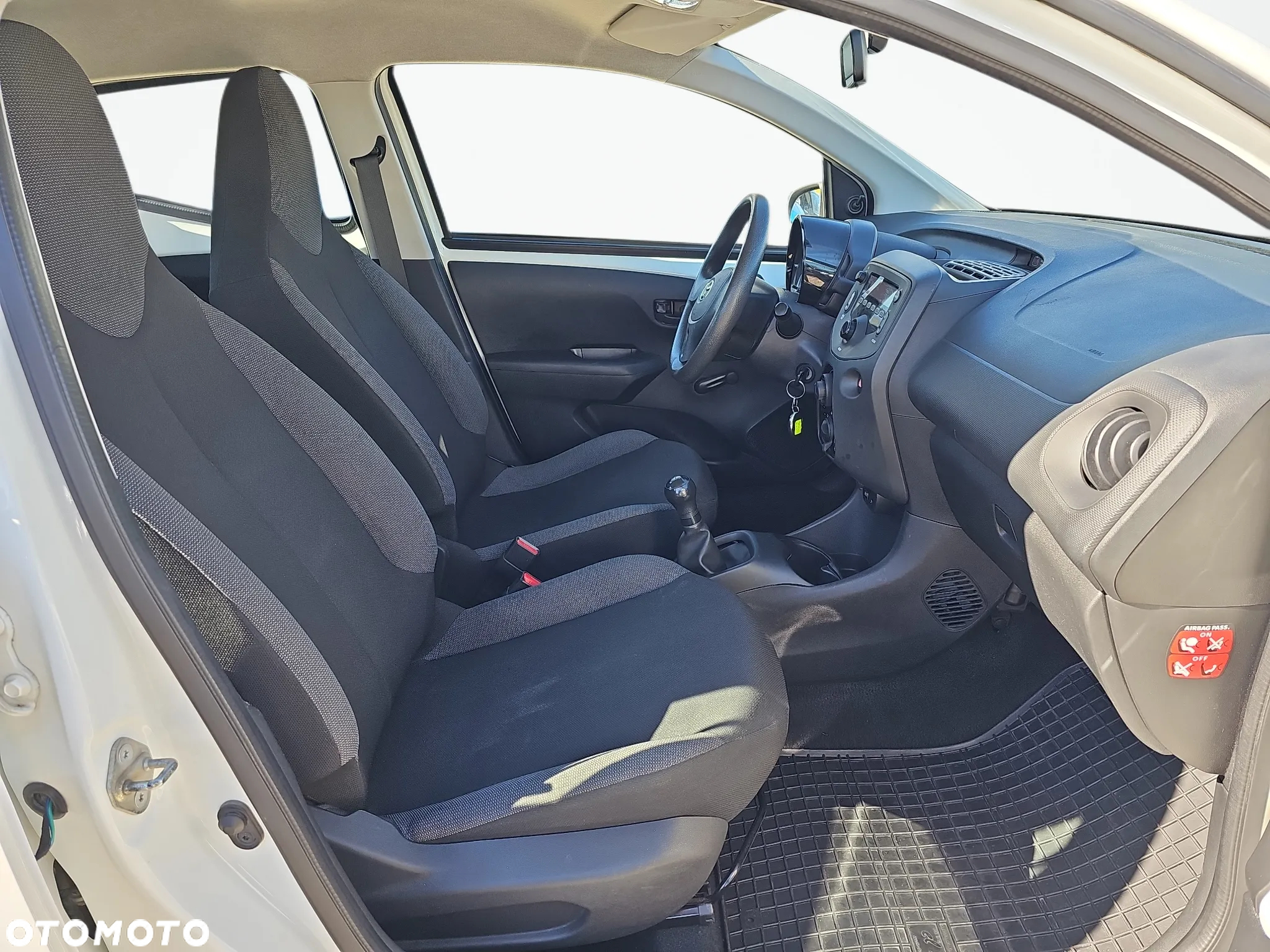 Toyota Aygo - 13