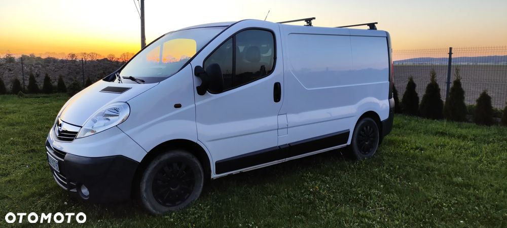 Opel Vivaro - 5