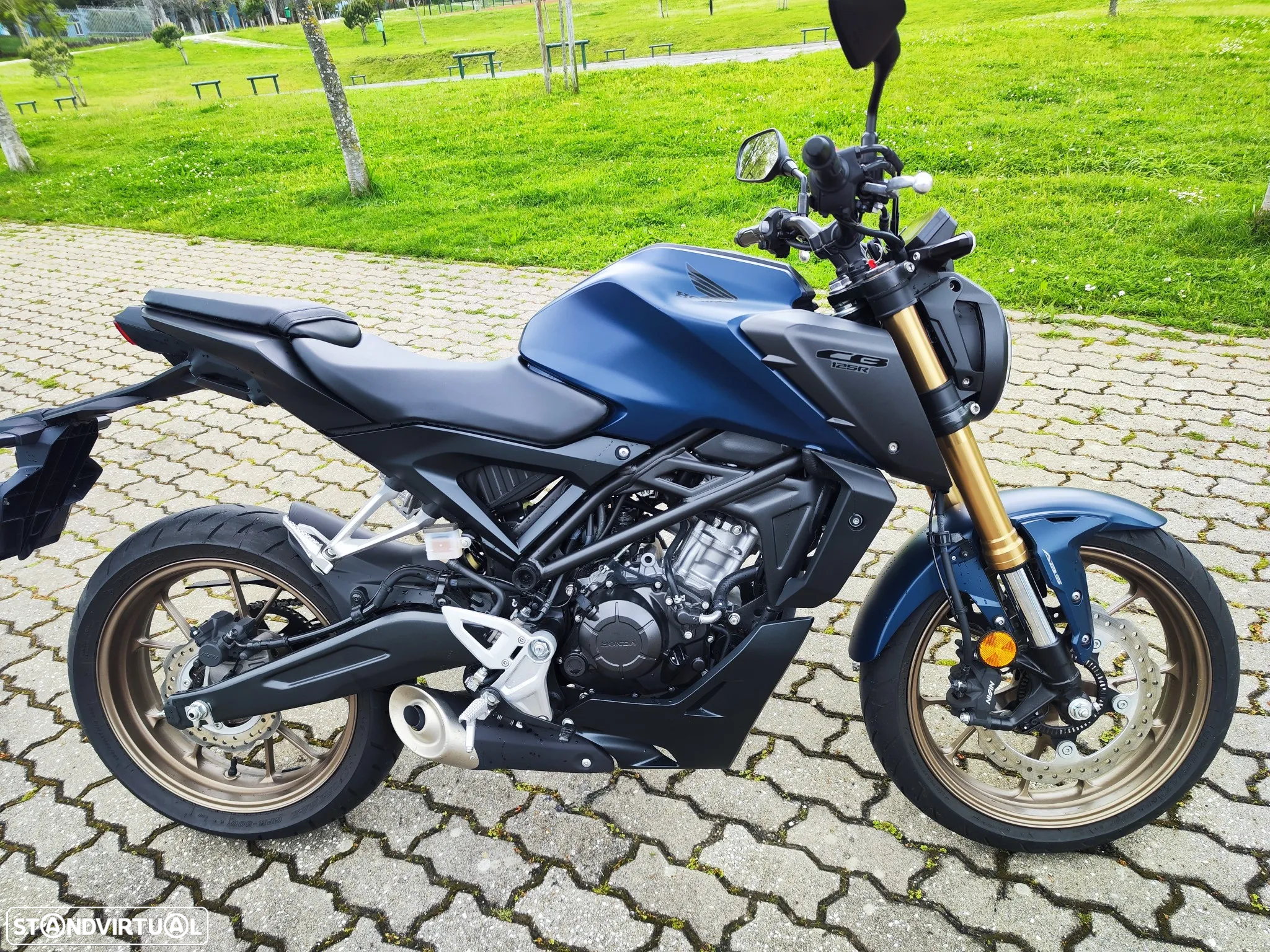 Honda CB 125 R - 6