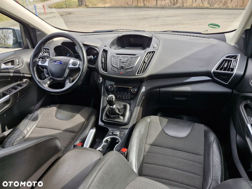 Ford Kuga 2.0 TDCi 4x4 Titanium - 22