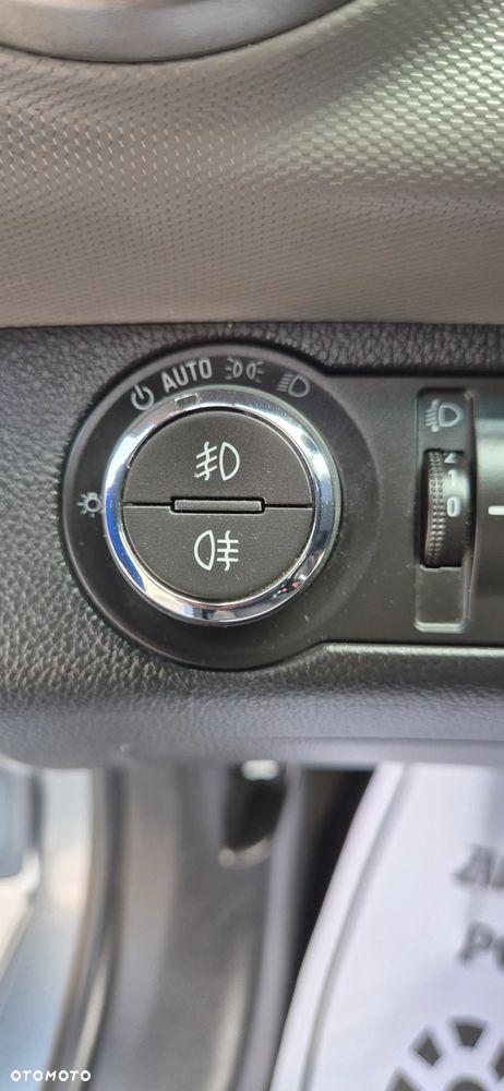 Chevrolet Aveo 1.6 LTZ - 28