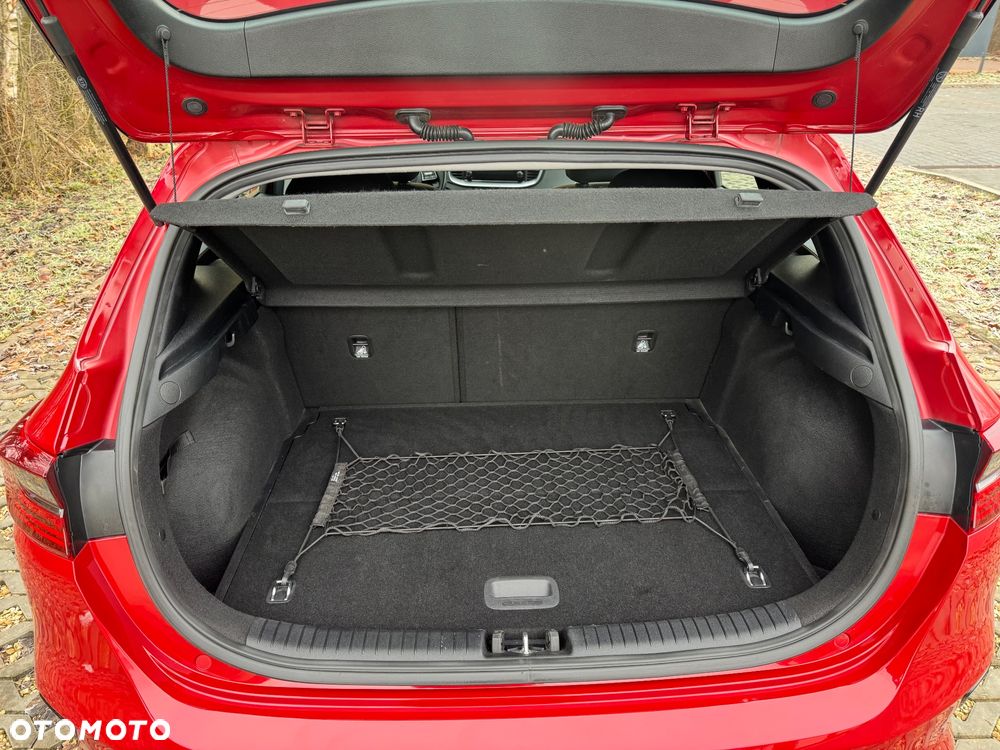 Kia Ceed 1.4 T-GDI M DCT - 17