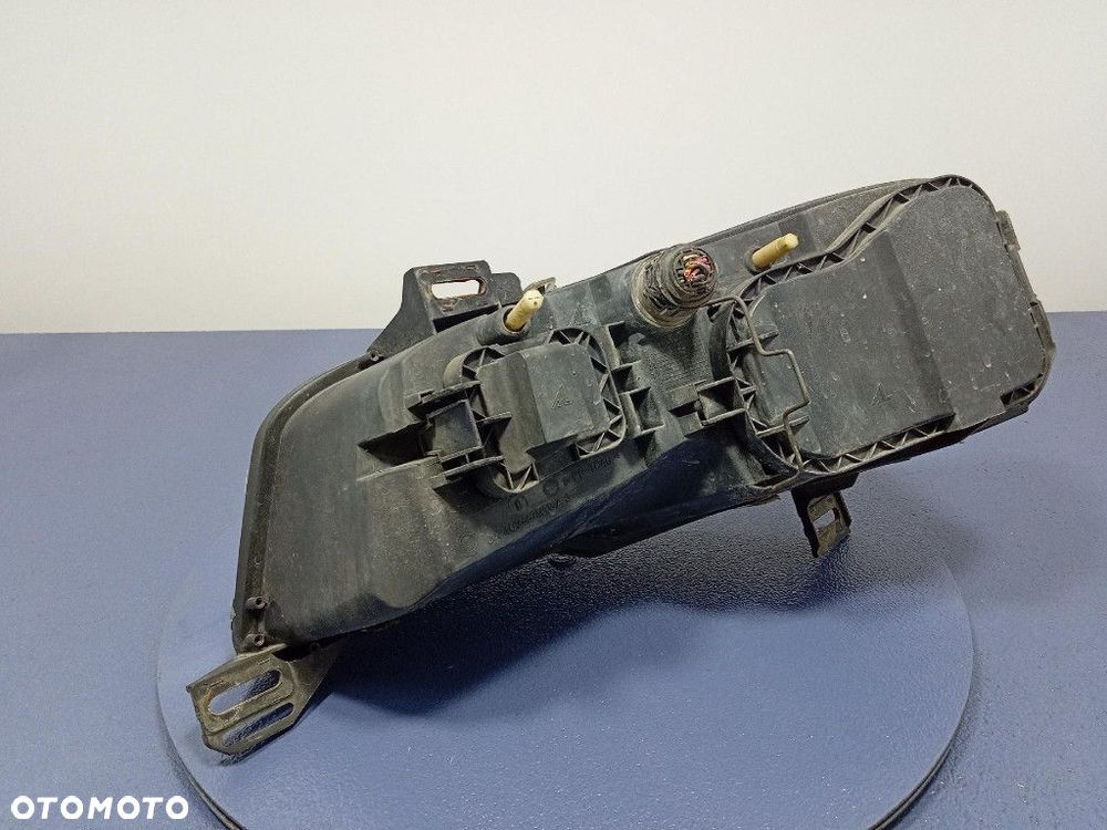 FIAT STILO 5D  REFLEKTOR PRAWY LAMPA PRZÓD EU 40780748 - 7