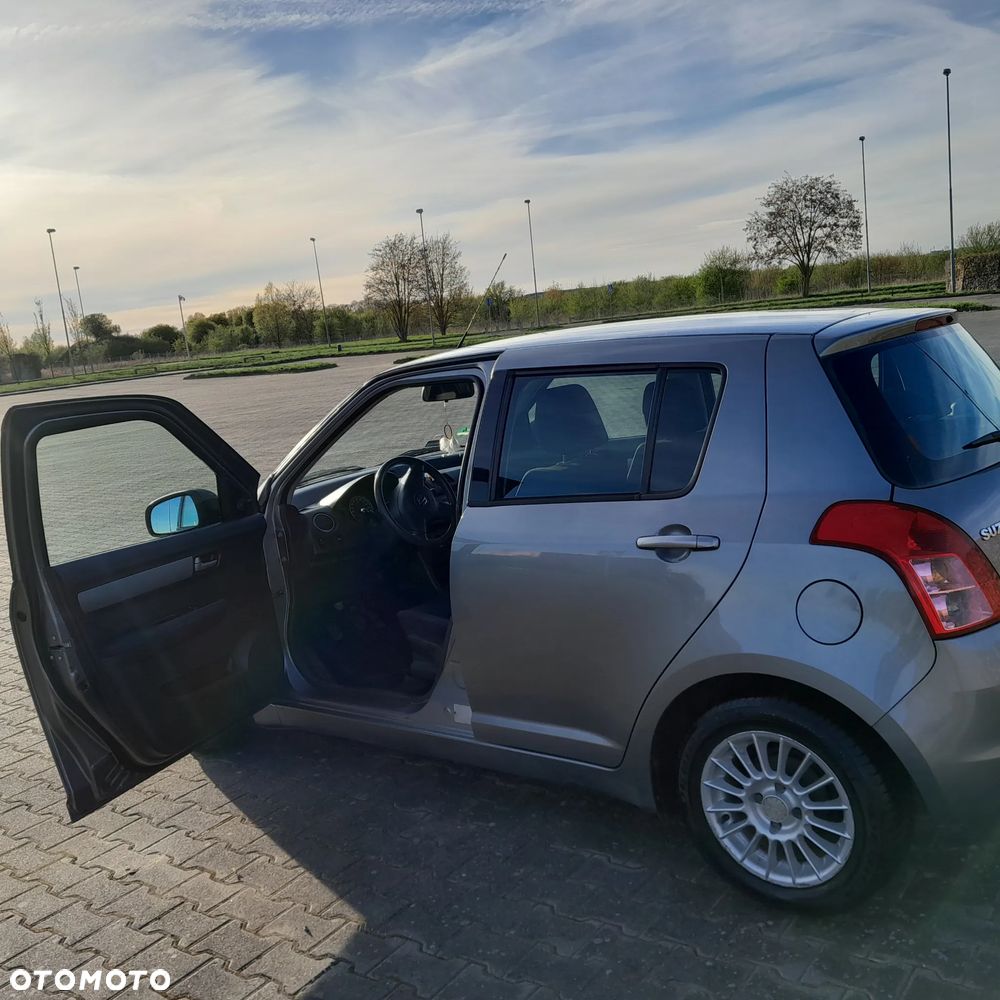 Suzuki Swift 1.3 GS / Premium - 3