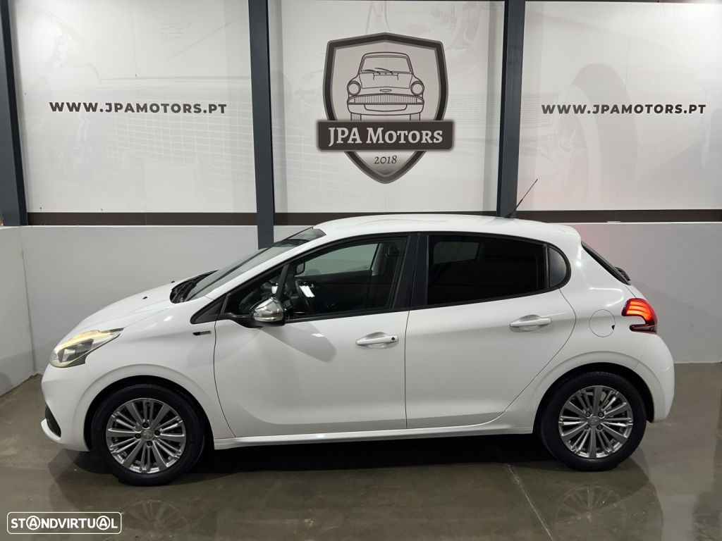 Peugeot 208 1.2 PureTech Style - 5