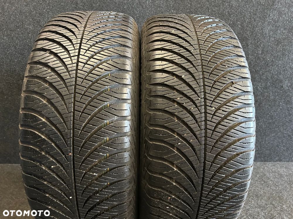 Goodyear Vector 4Seasons Gen-2 215/55/17 2szt. - 1