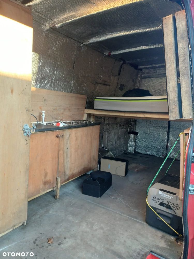 Mercedes-Benz Sprinter LWB - 3