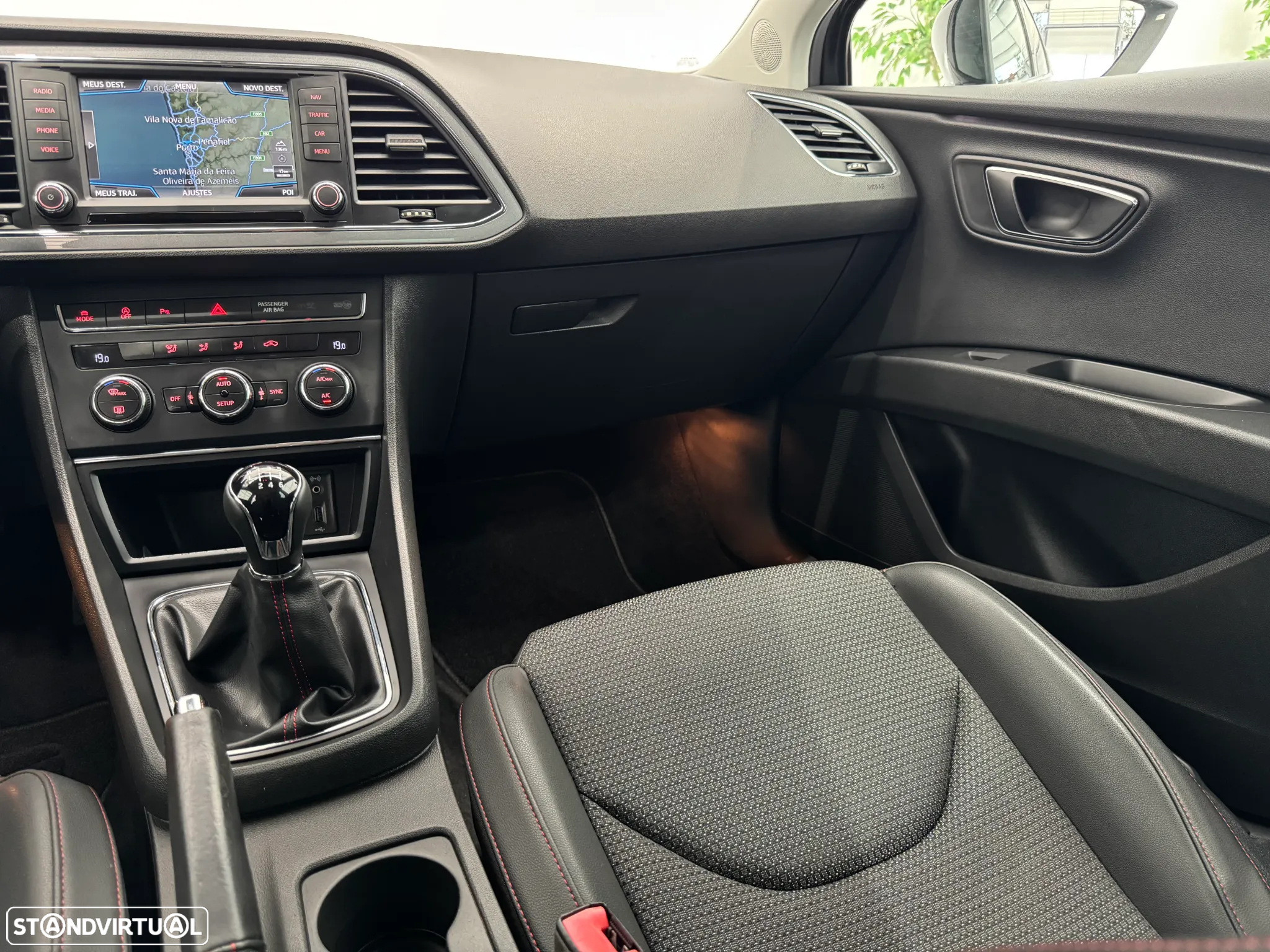 SEAT Leon 2.0 TDI FR S/S - 23