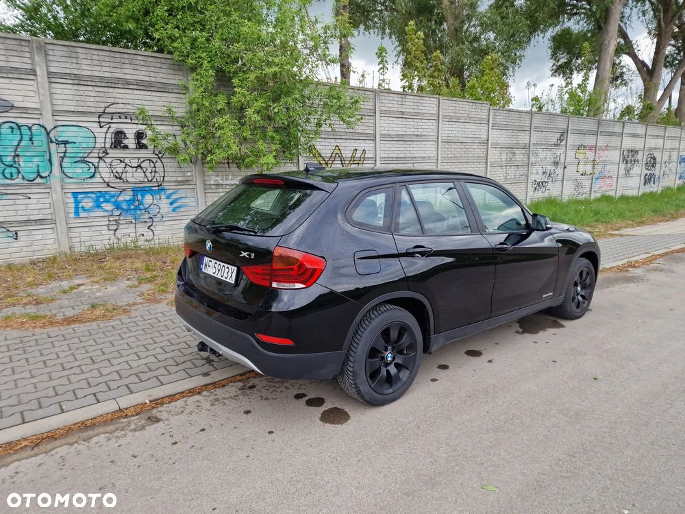 BMW X1 sDrive18d xLine - 6