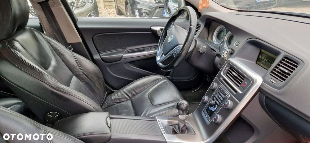 Volvo V60 - 32
