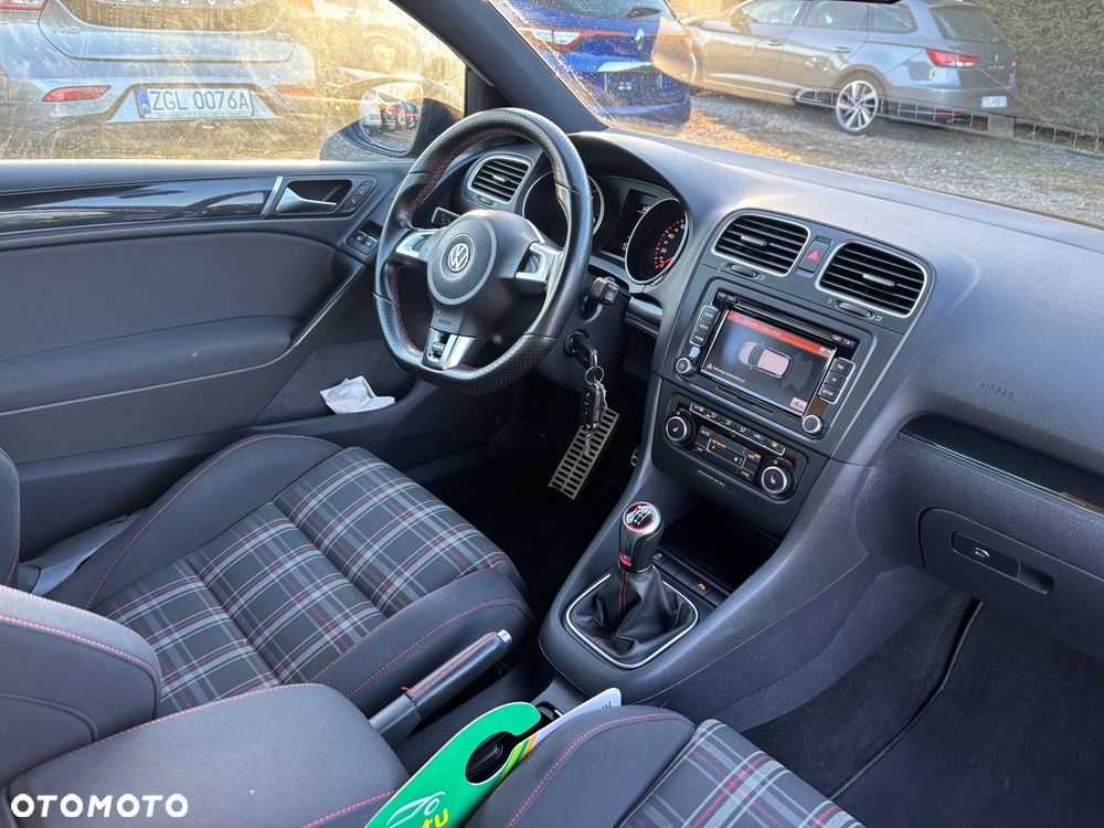 Volkswagen Golf 2.0 GTI - 5