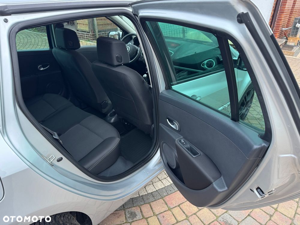 Renault Clio 1.2 TCE Authentique - 23