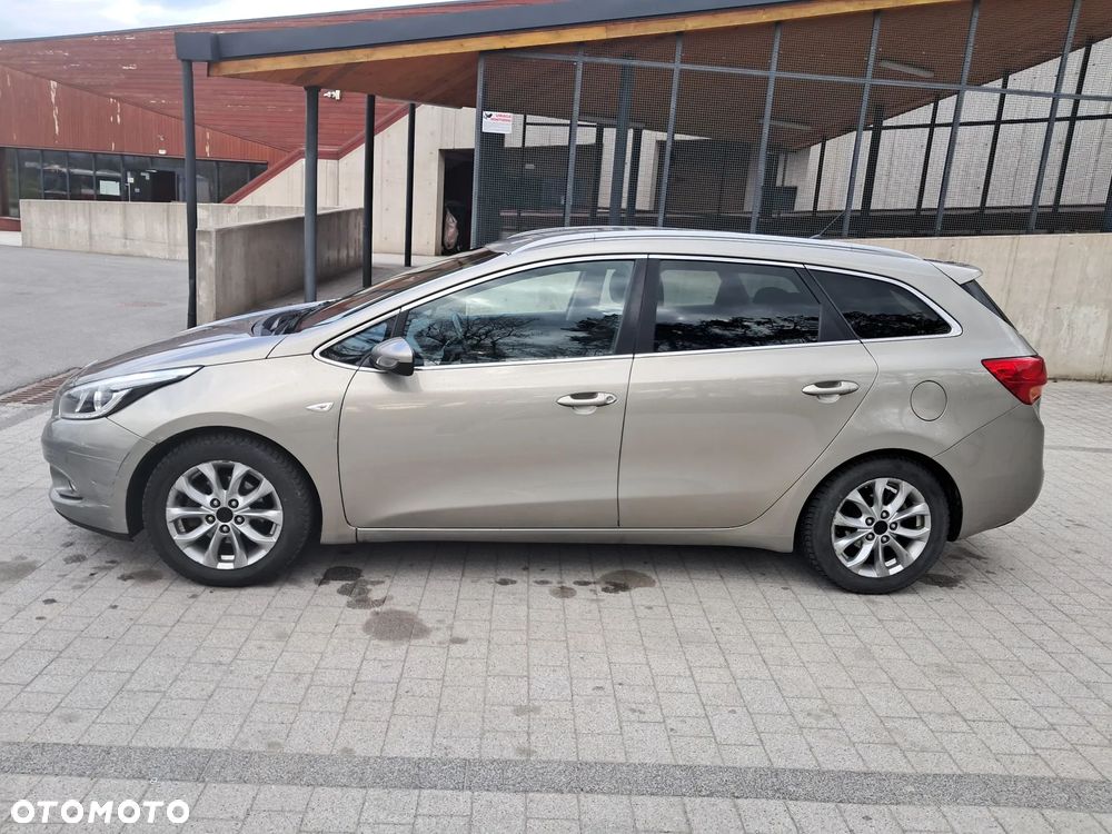 Kia Ceed 1.6 GDI L - 14