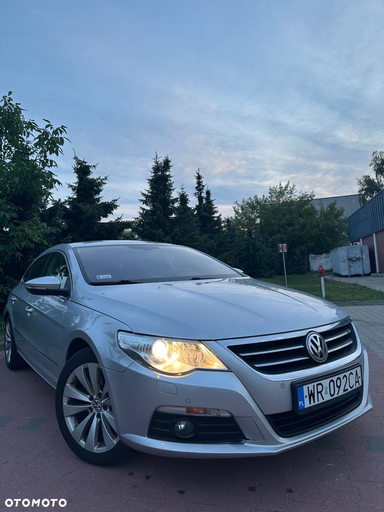 Volkswagen Passat CC - 12