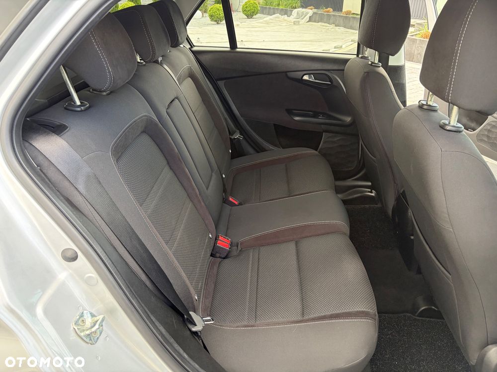 Fiat Tipo 1.4 T-Jet 16v Lounge - 33