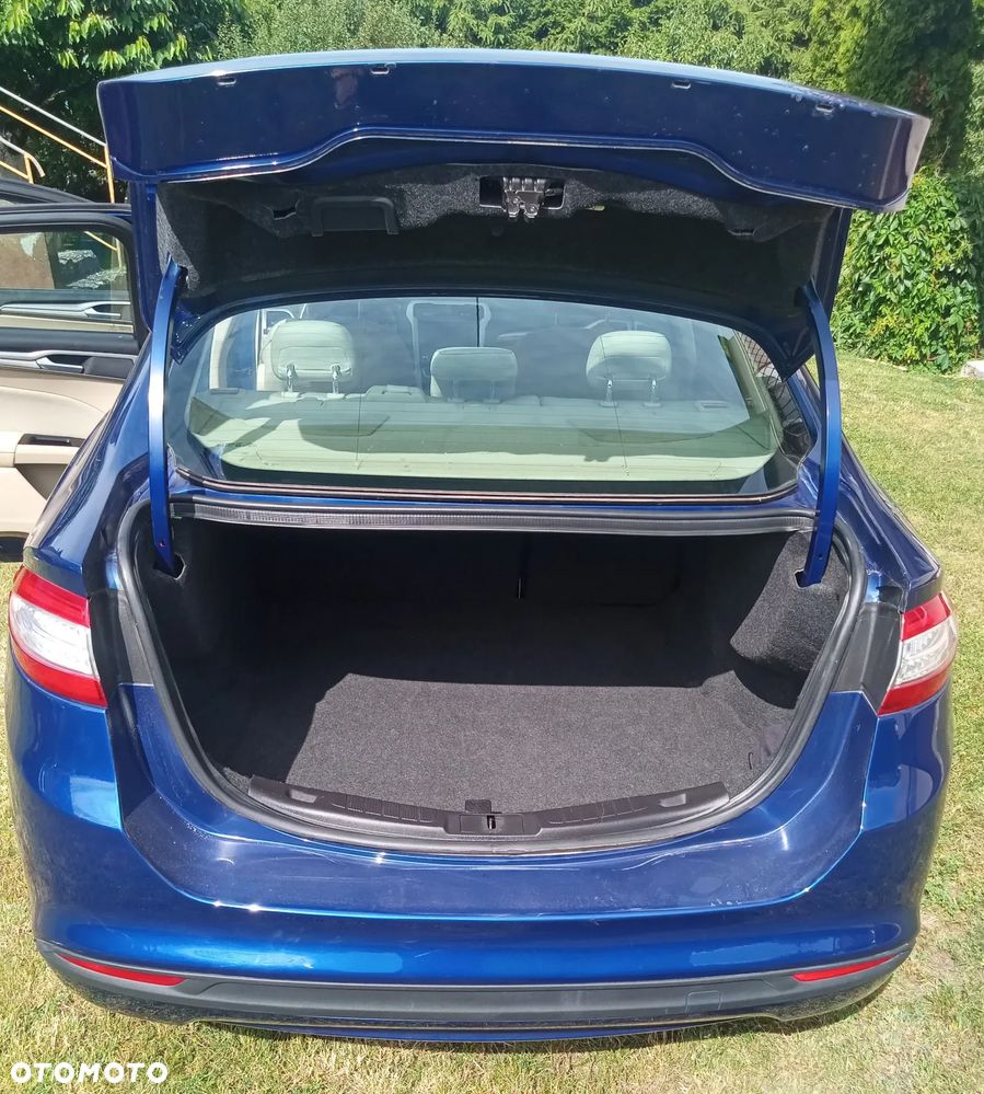 Ford Fusion - 14
