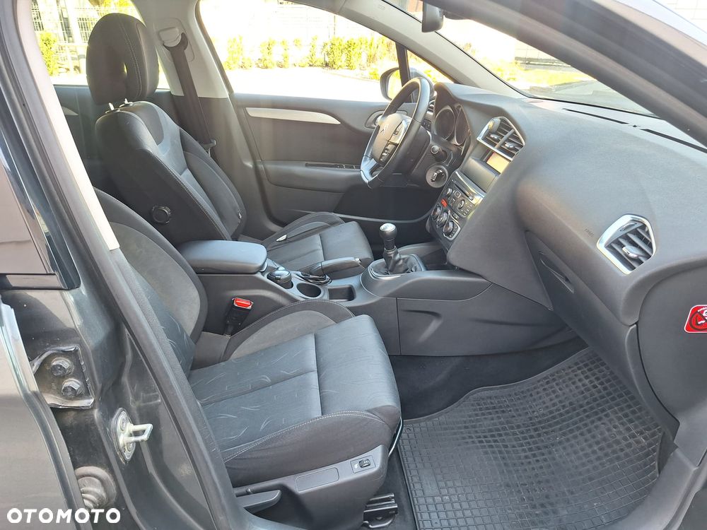 Citroën C4 VTi 120 Exclusive - 19