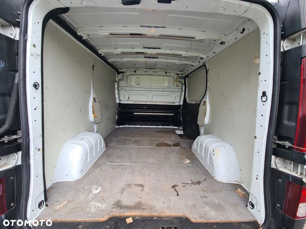 Opel Vivaro - 12