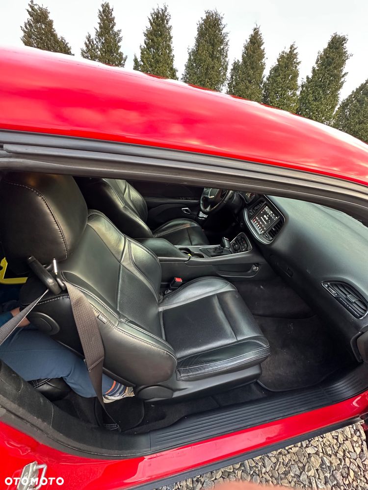 Dodge Challenger 3.6 SXT Plus - 16