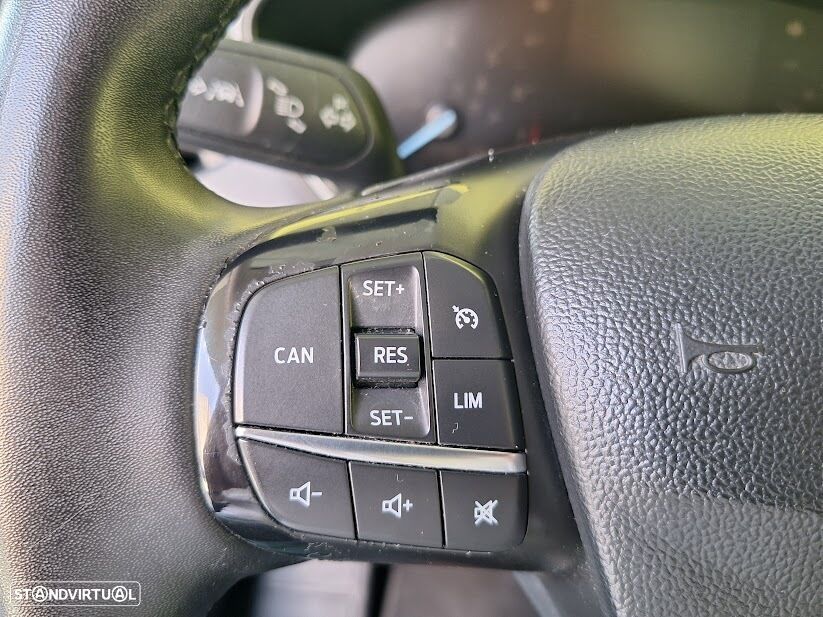 Ford Focus 1.0 EcoBoost MHEV Connected - 16