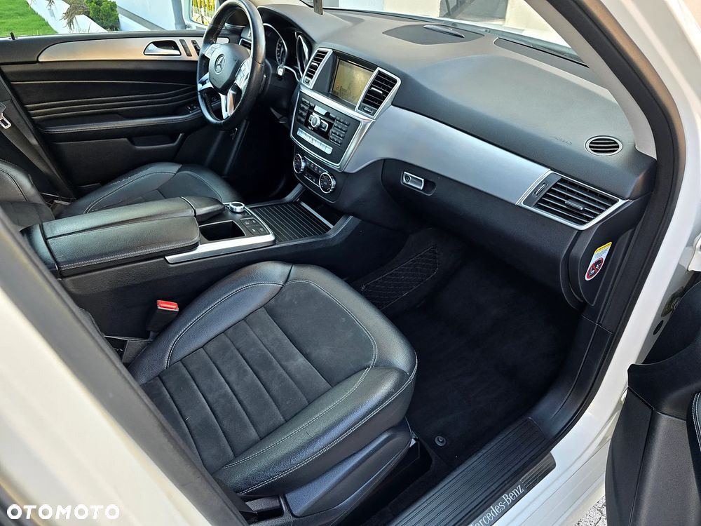 Mercedes-Benz ML 350 BlueTEC 4MATIC 7G-TRONIC - 13