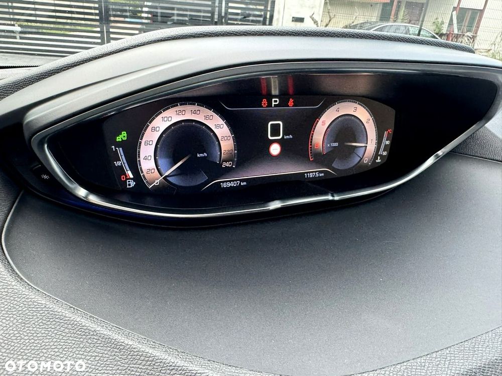 Peugeot 3008 2.0 BlueHDi GT S&S EAT8 - 15