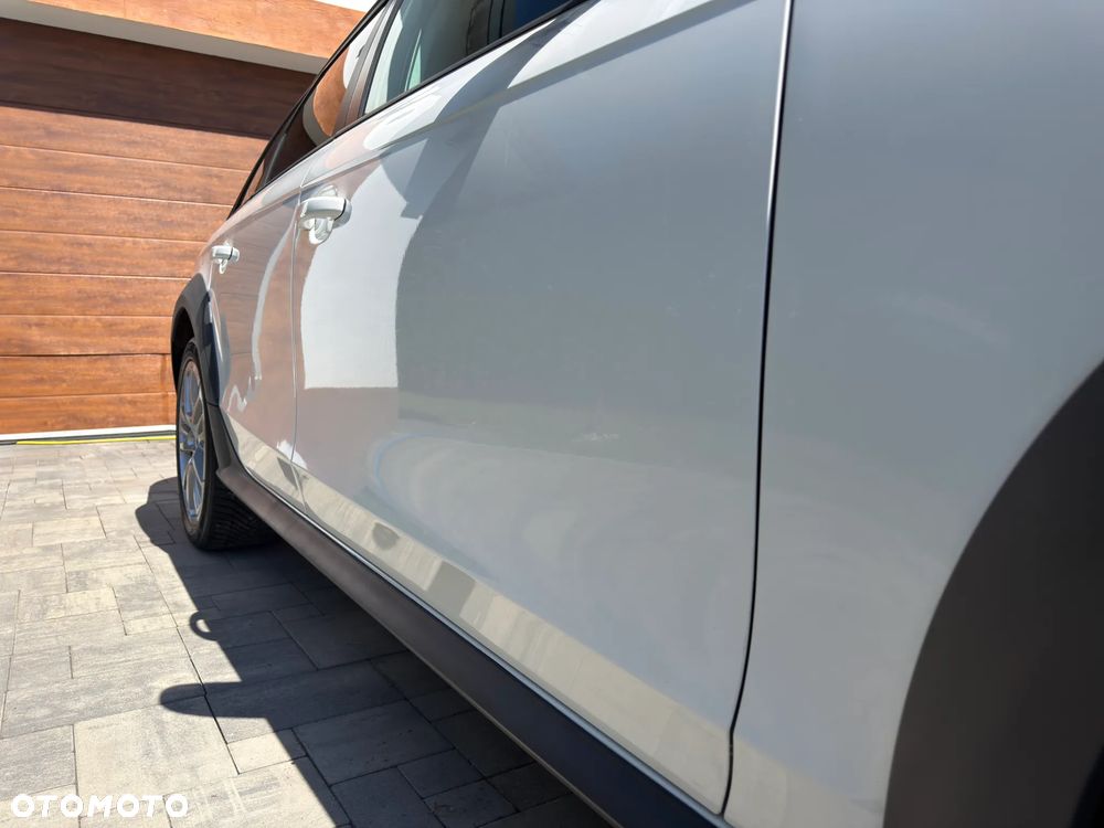 Audi A4 Allroad 2.0 TFSI Quattro S tronic - 26