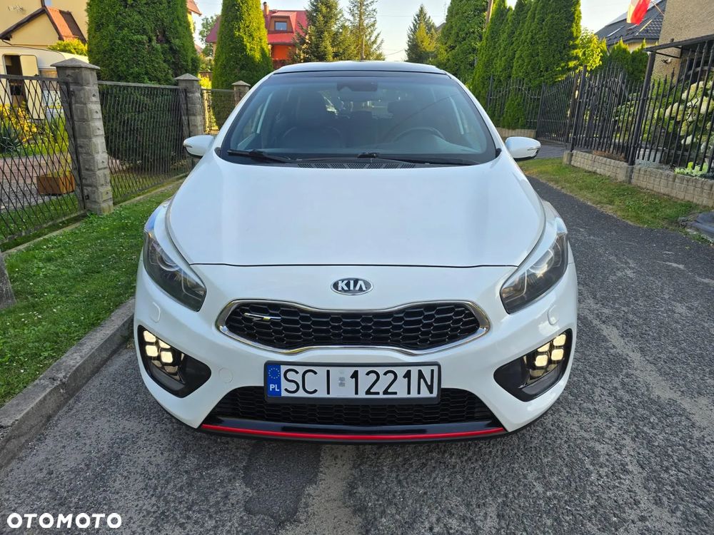 Kia Ceed 1.6 T-GDI GT-Challenge - 17