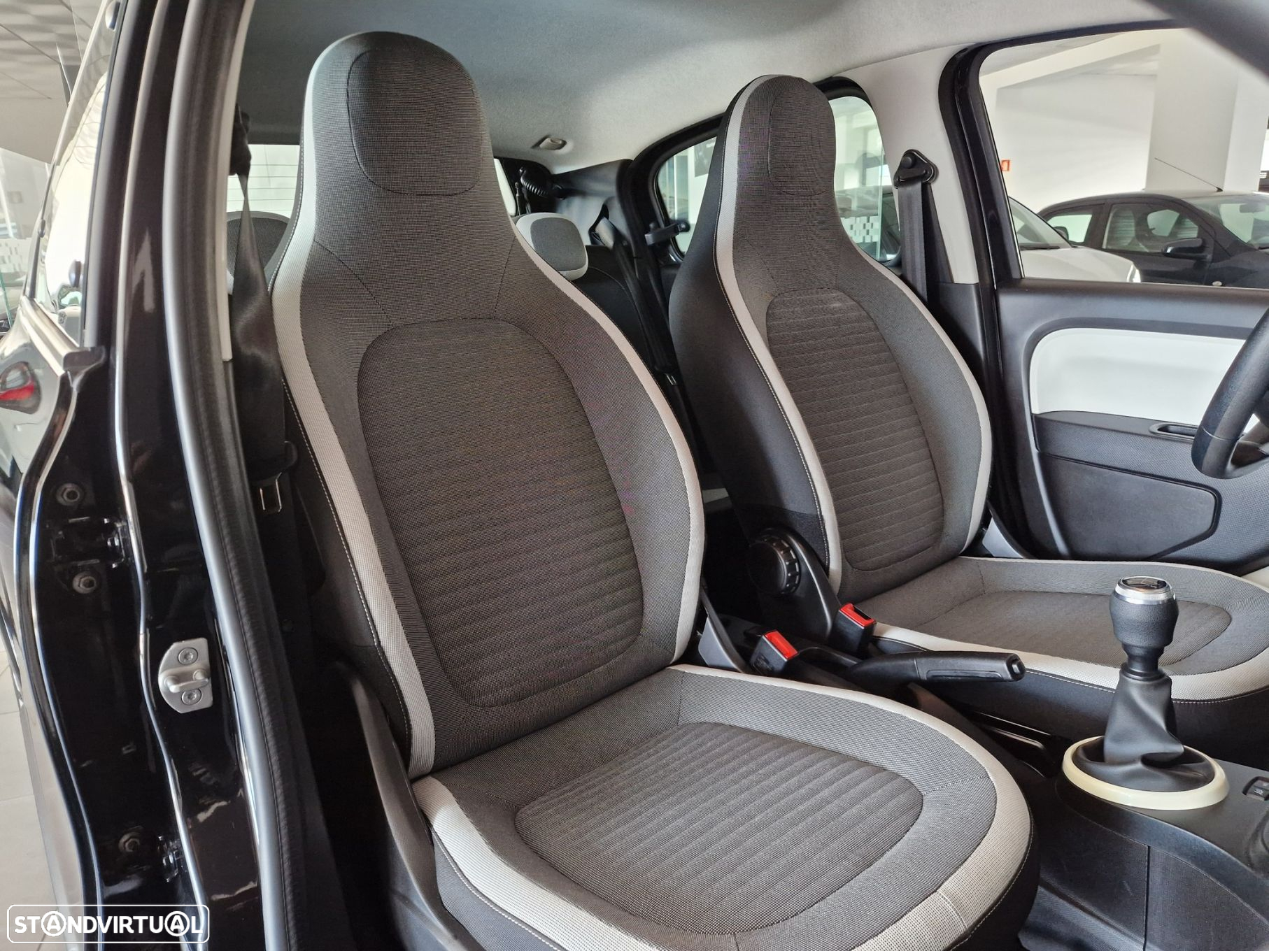 Renault Twingo 1.0 SCe Zen - 10