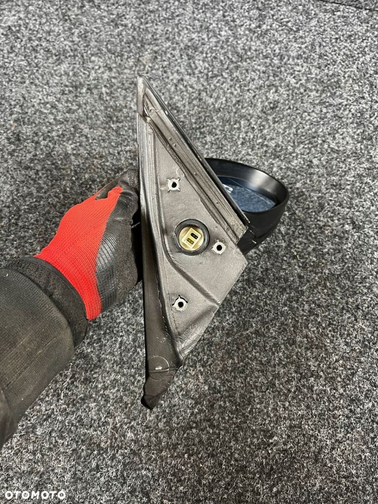 bmw e90 lusterko prawe 5 pin kod lakieru 475/9 - 13