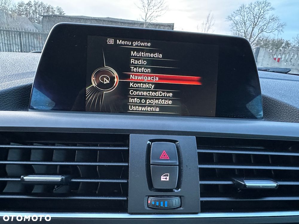 BMW Seria 2 218d M Sport - 26