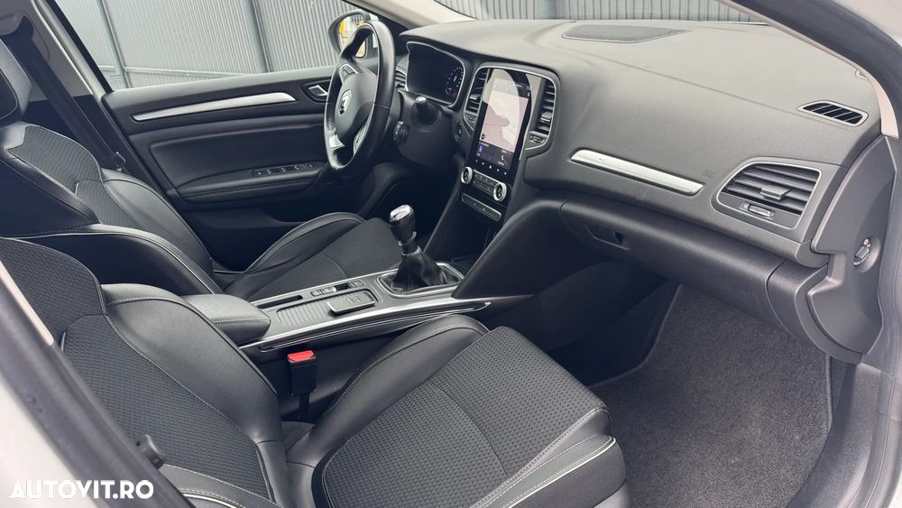 Renault Megane BLUE dCi Intens - 6