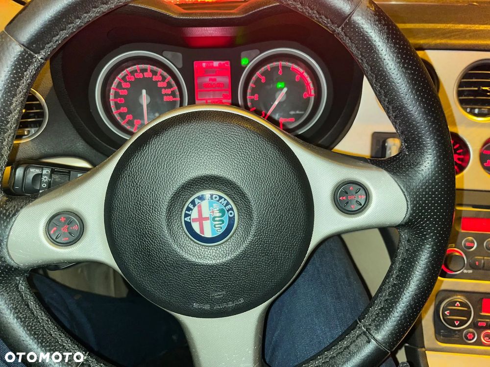 Alfa Romeo 159 1.9 JTDM 16V DPF Q-Tronic - 13