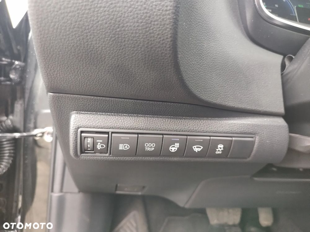 Suzuki Swace 1.8 Hybrid Elegance CVT - 23