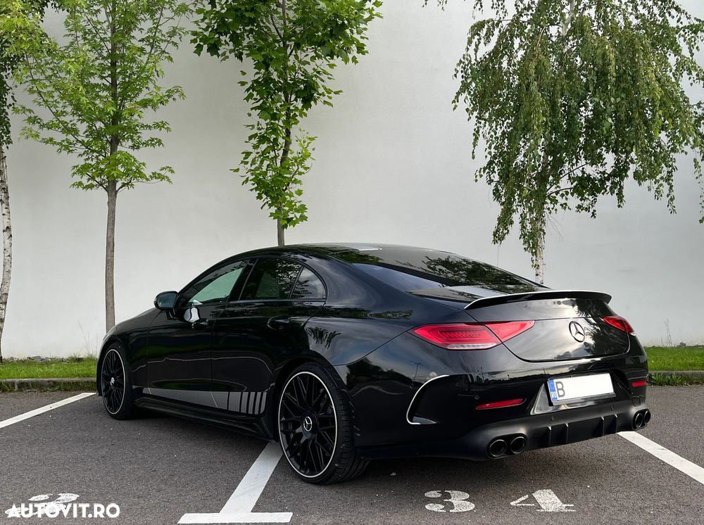 Mercedes-Benz CLS - 4