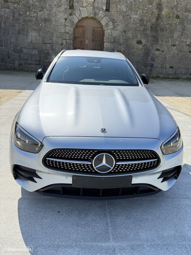 Mercedes-Benz E 300 de AMG Line - 1